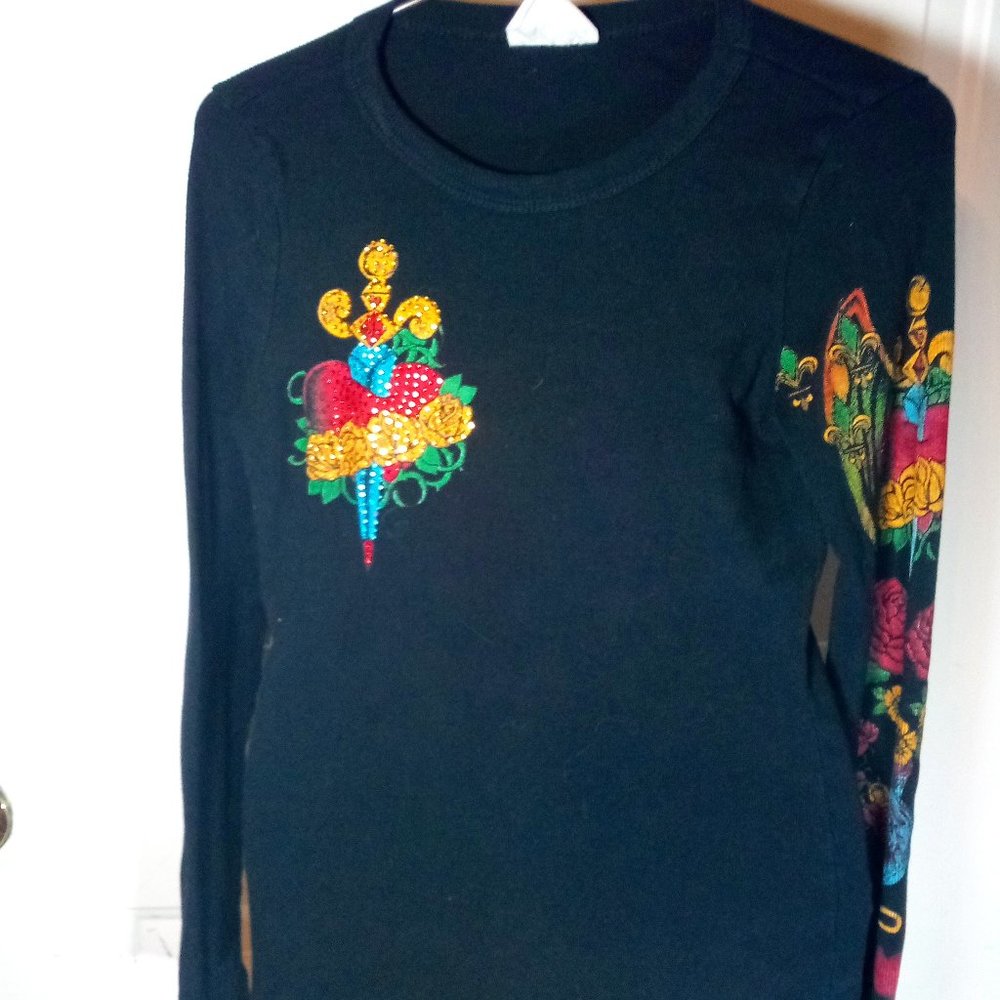Voice Womens Shirt Size XL but it runs small